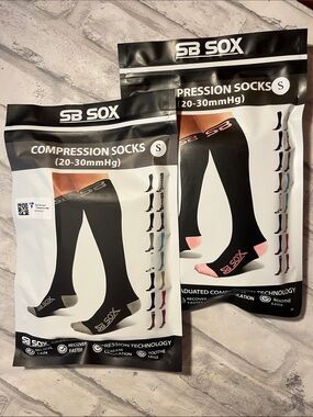 Compression Socks for women— Black set of 2 20-30 mug